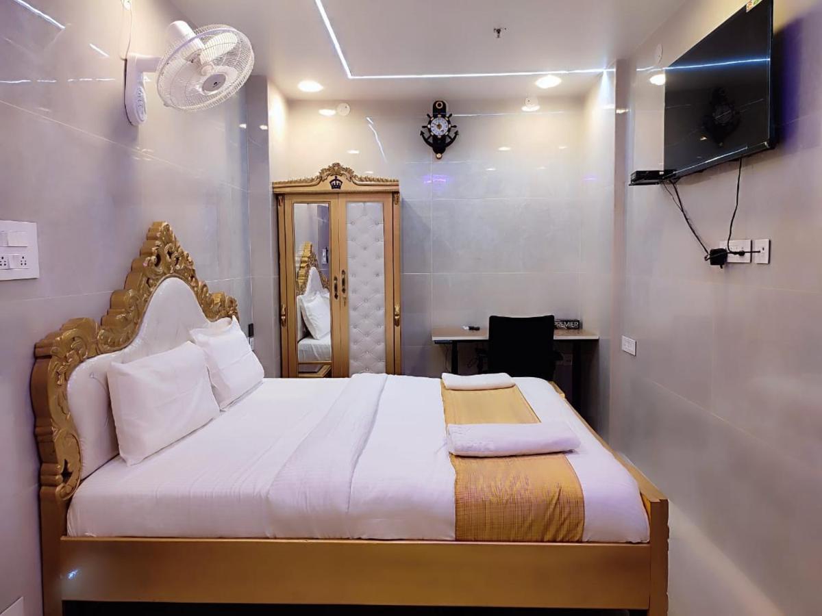 K N Gupta Group Of Hotels Hotel Castle Haïdarabad Extérieur photo
